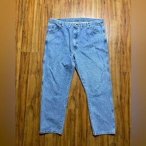 Wrangler Men’s Rugged Wear 5 Pocket Cotton Straight Leg Jeans Size 44 X 30